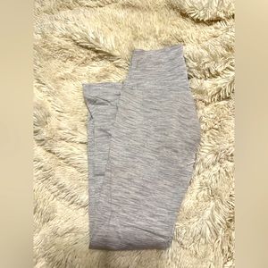 Gray/White patterned lululemon leggings